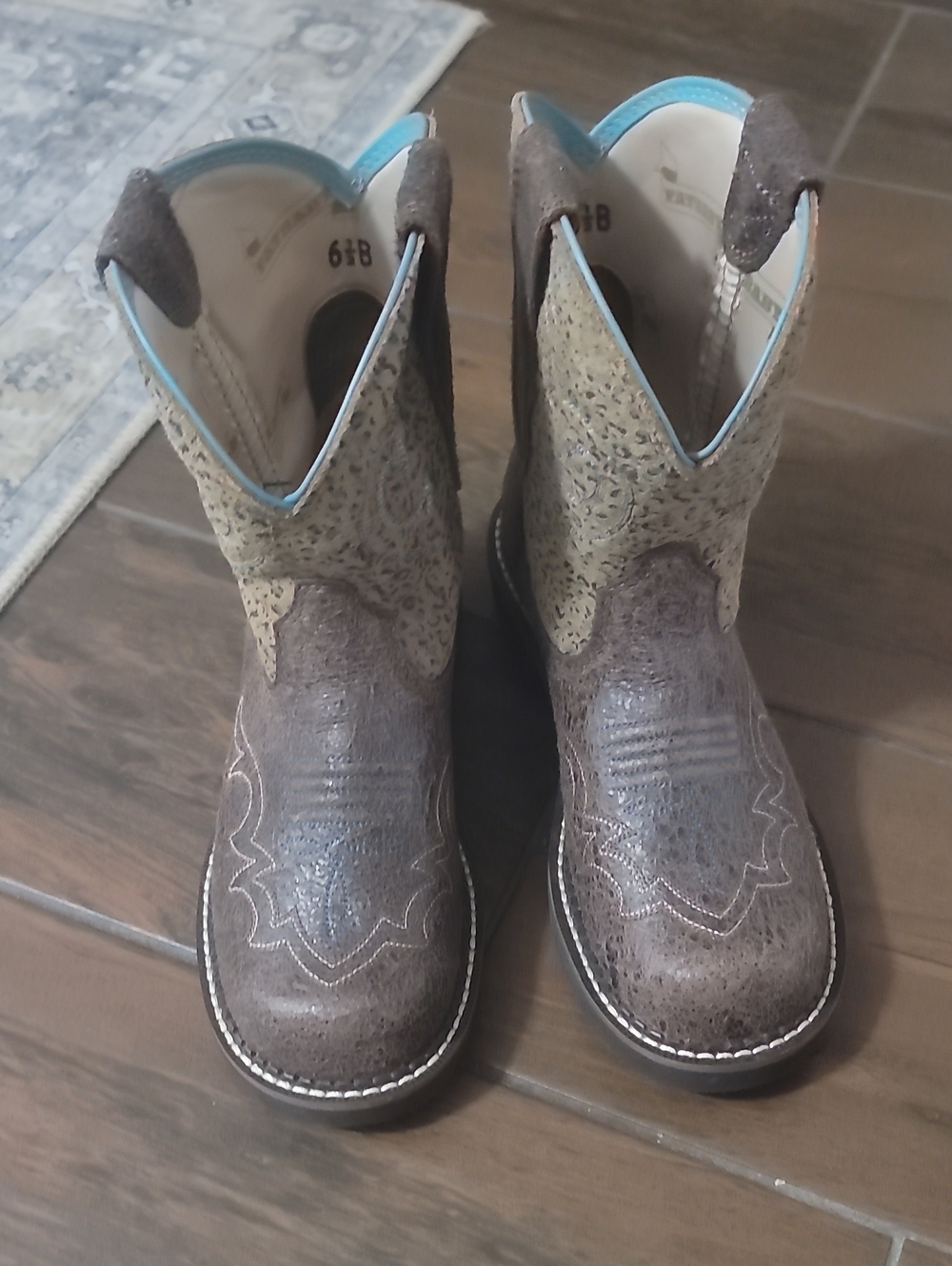 Ariat Fatbaby Womans Brown Cowboy Boots with Teal Trim